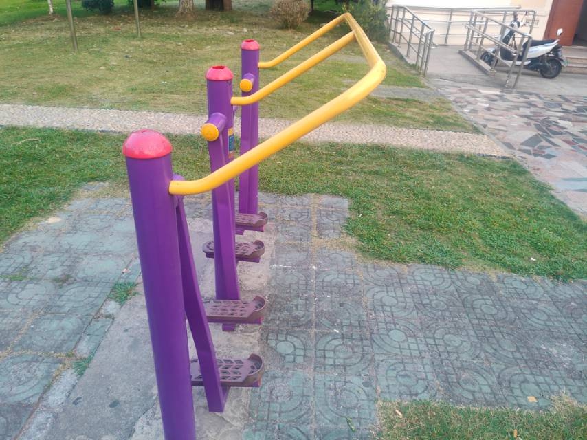 太空漫步器