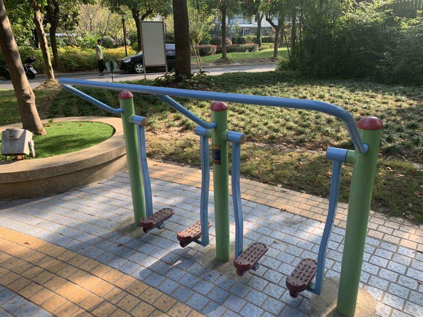 太空漫步器
