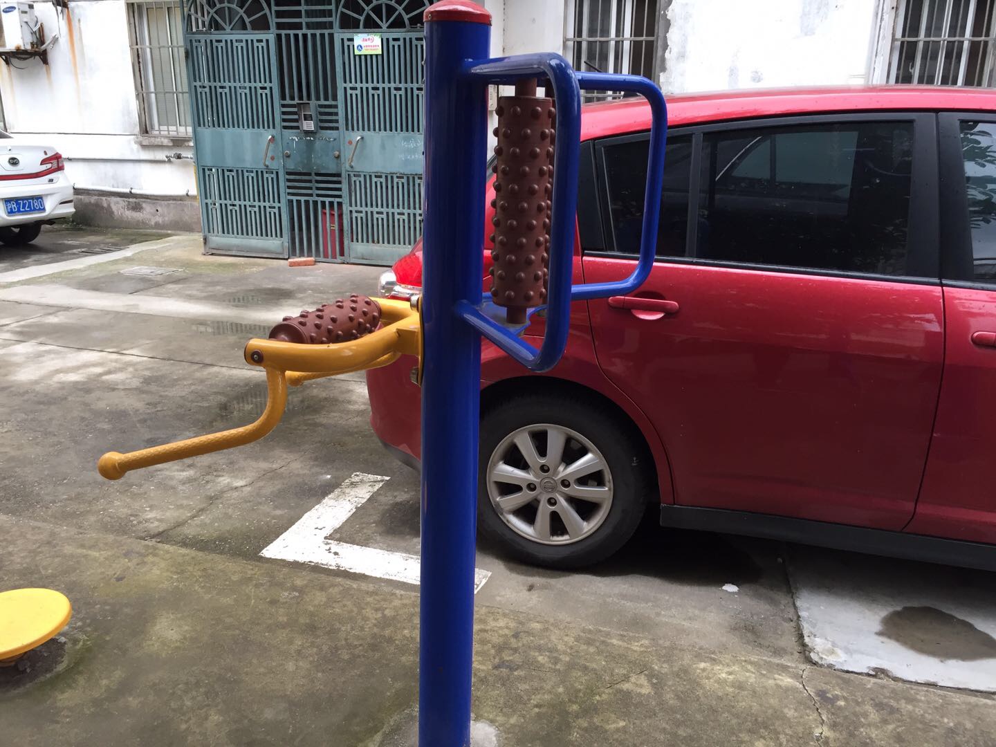 腰背按摩器