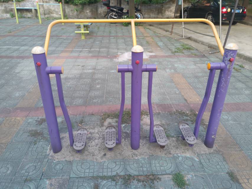 太空漫步器