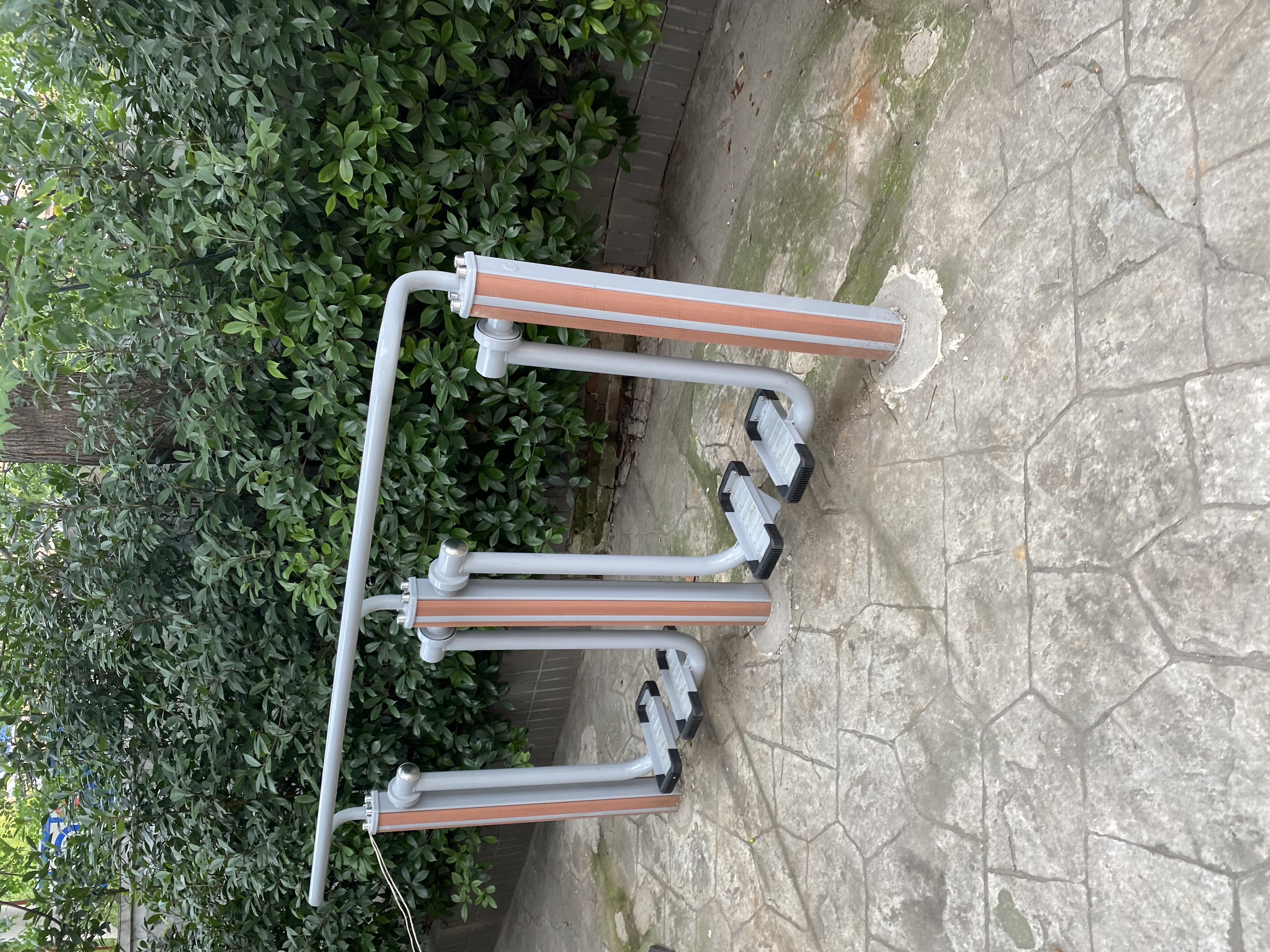 二位智能太空漫步機