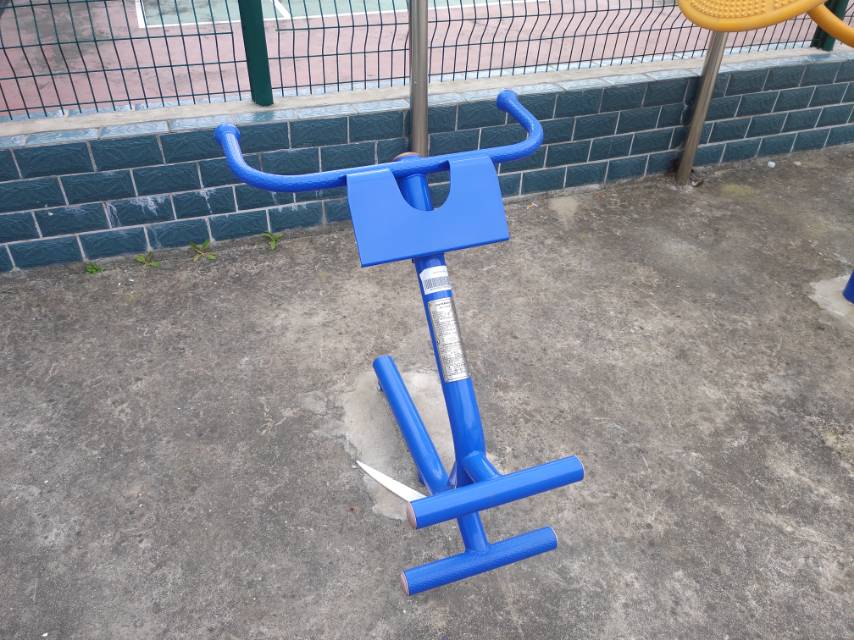 背肌訓練器