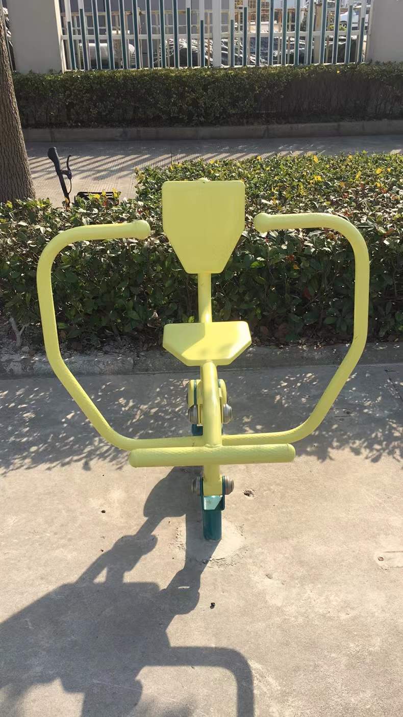 劃船器