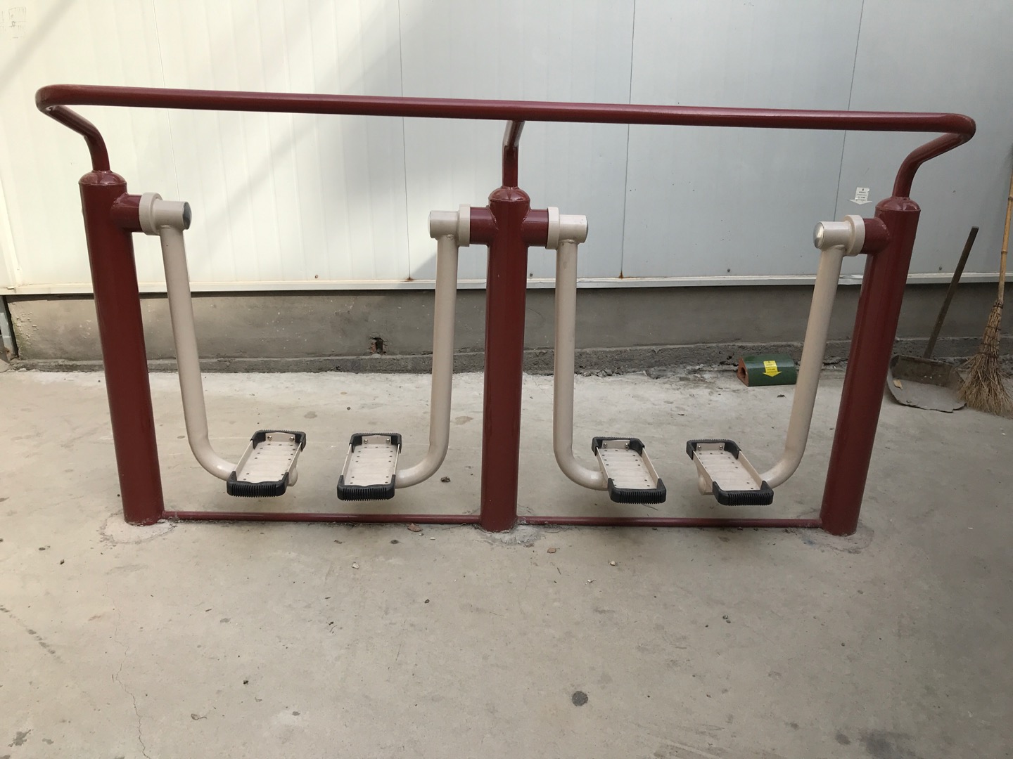 雙位漫步機