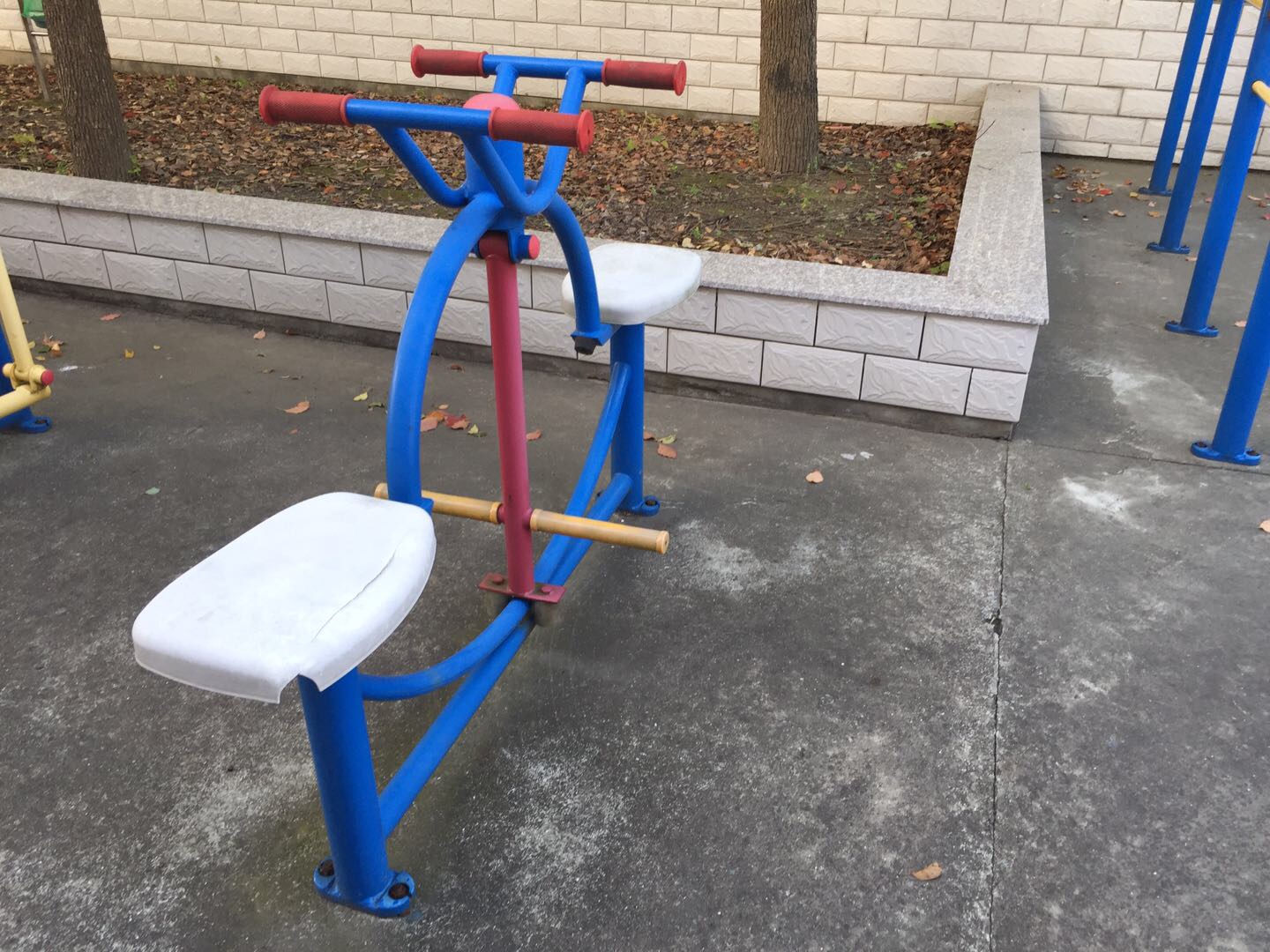 下肢鍛煉器