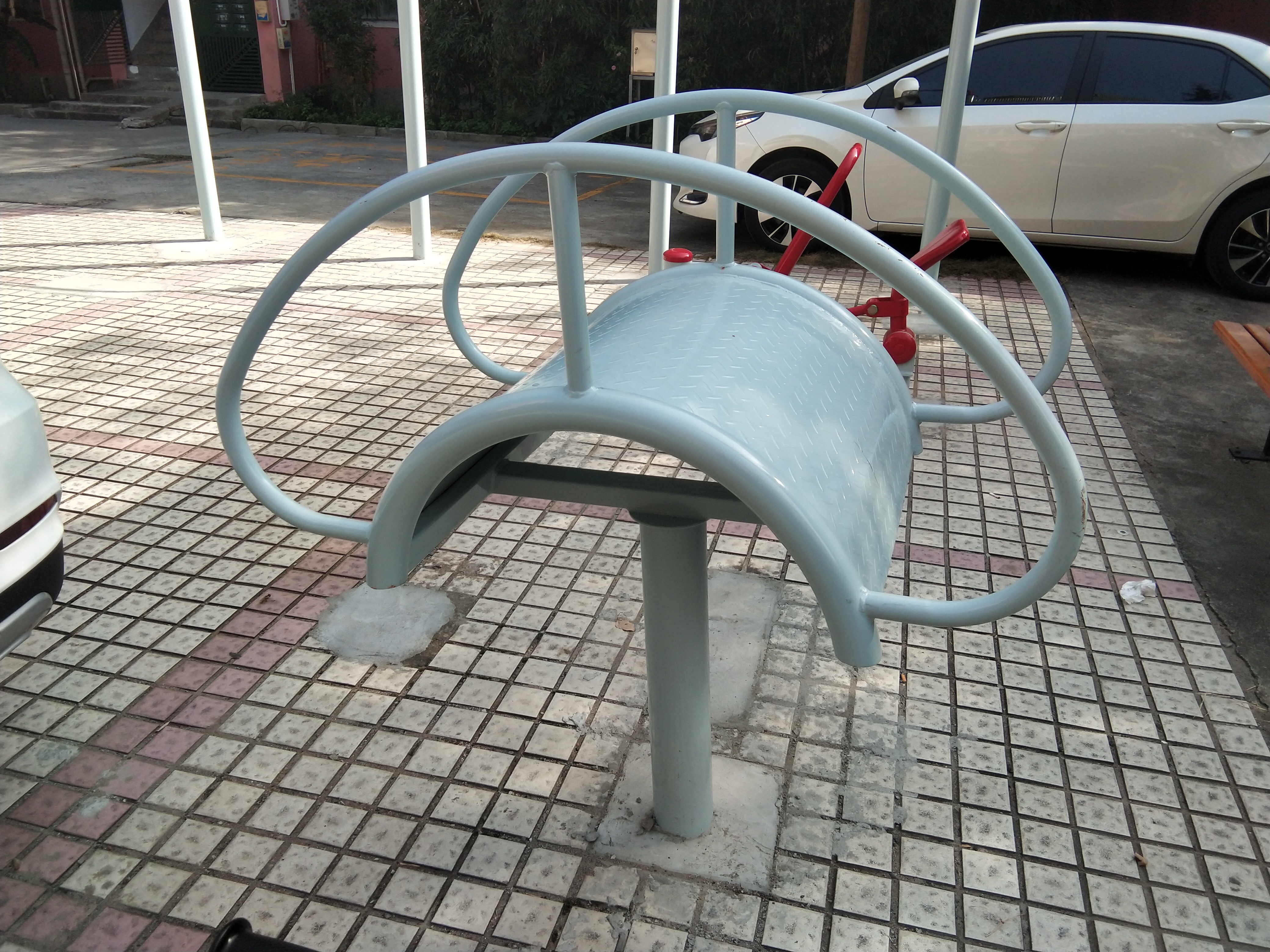 伸腰器