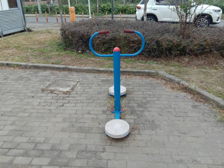 扭腰器