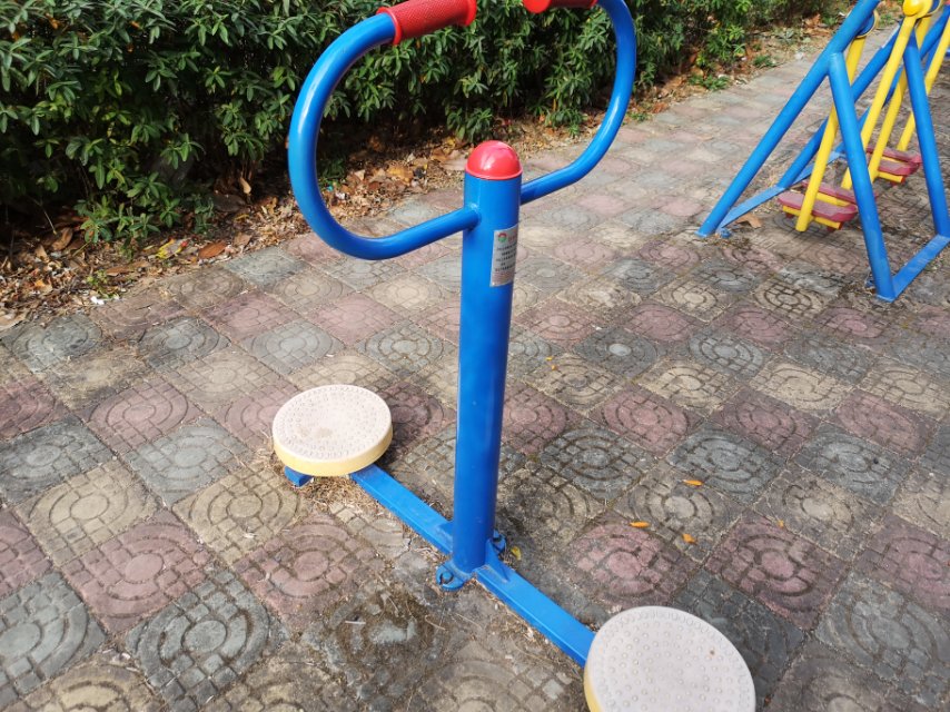 扭腰器