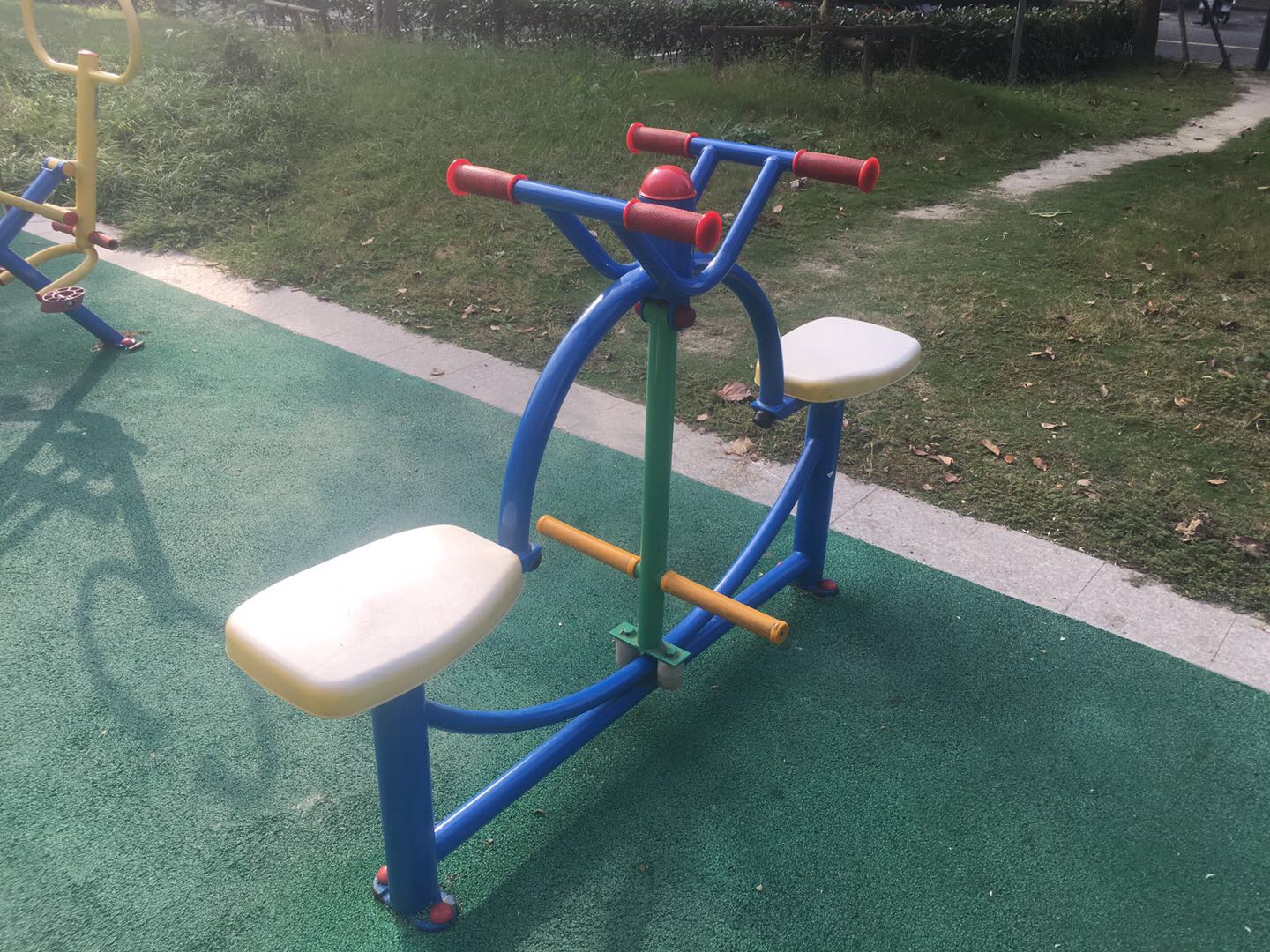 下肢康復器