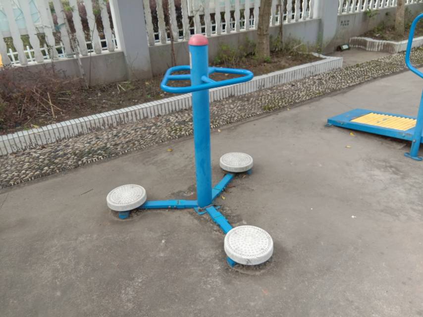 扭腰器
