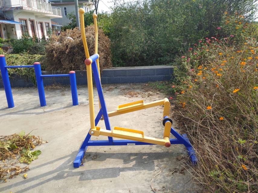 室外橢圓機
