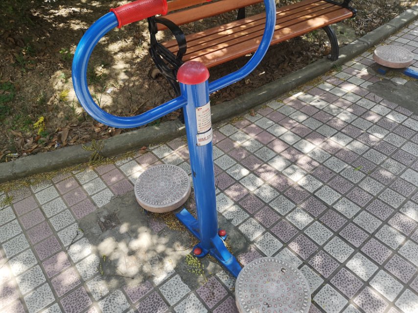 扭腰器