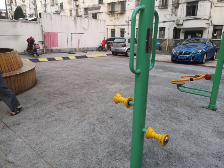 腿部按摩器