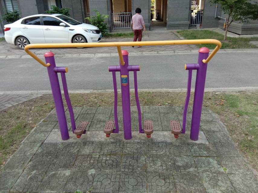 太空漫步器