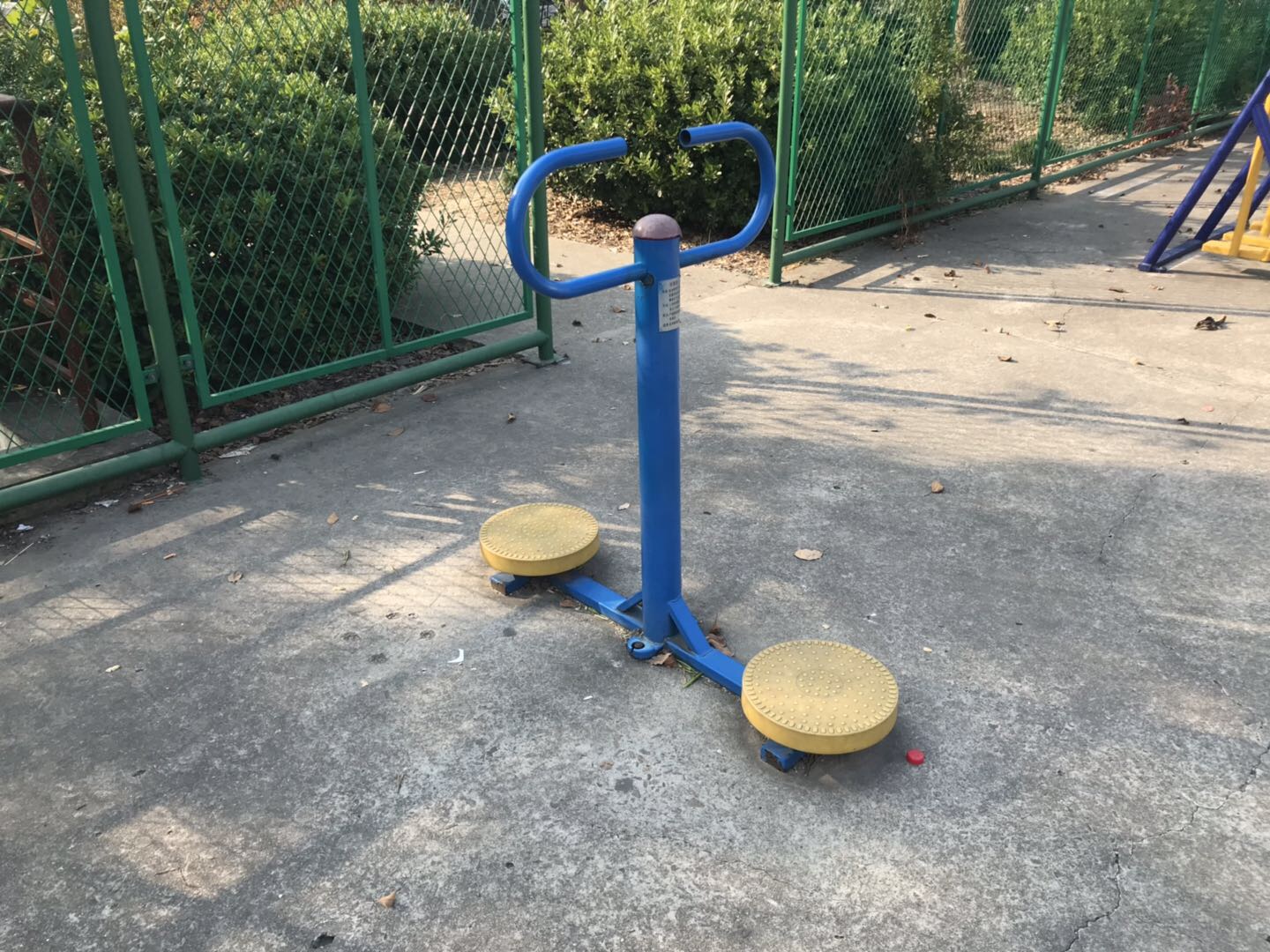 扭腰器
