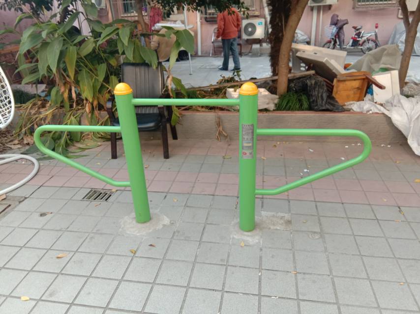 壓腿訓練器
