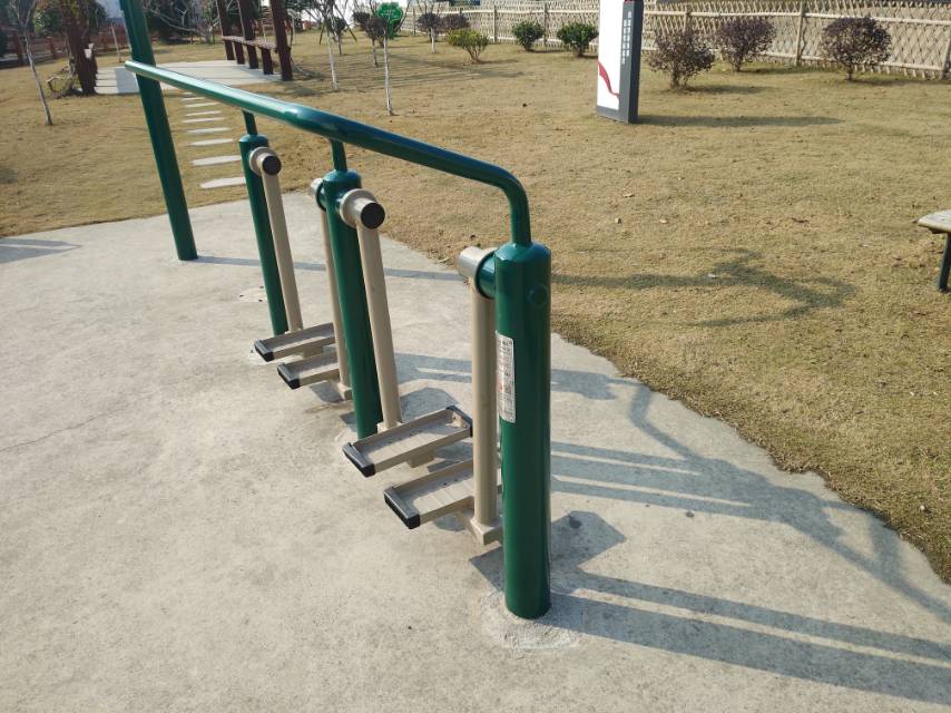 雙位漫步機
