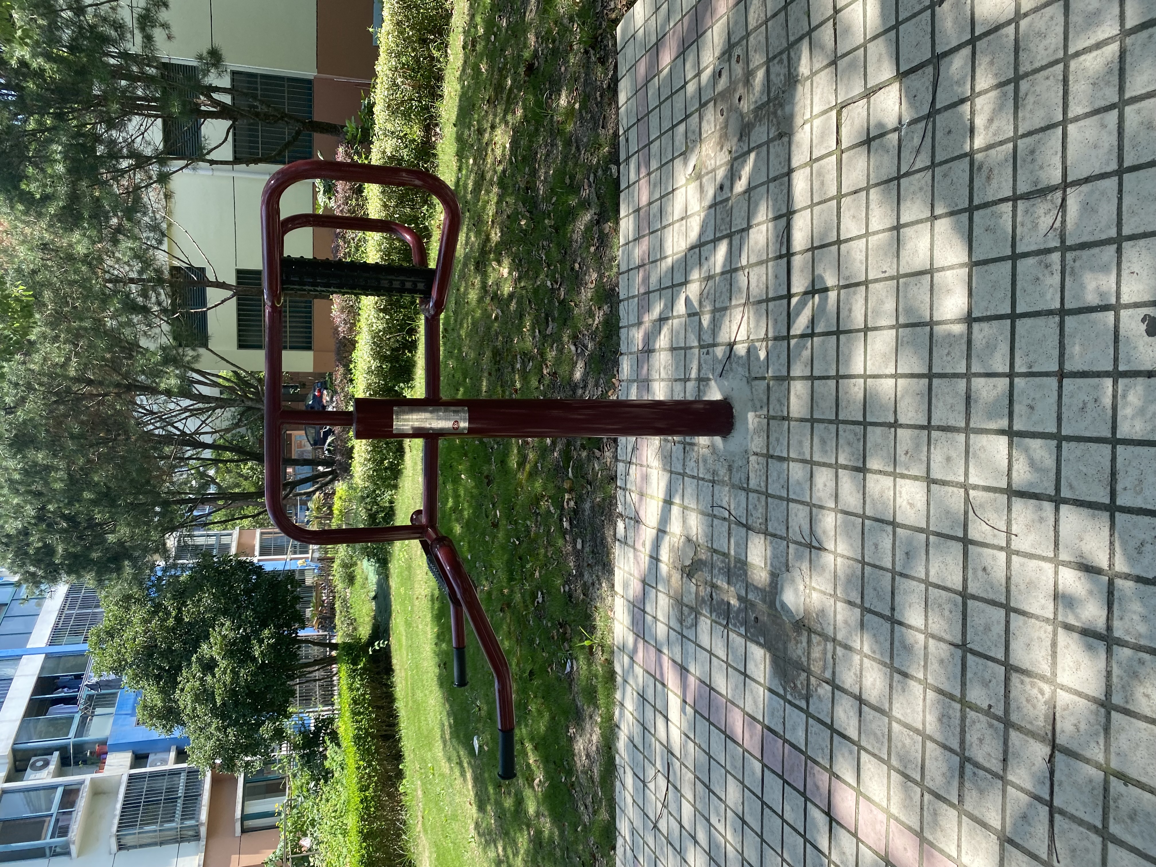 腰背按摩器
