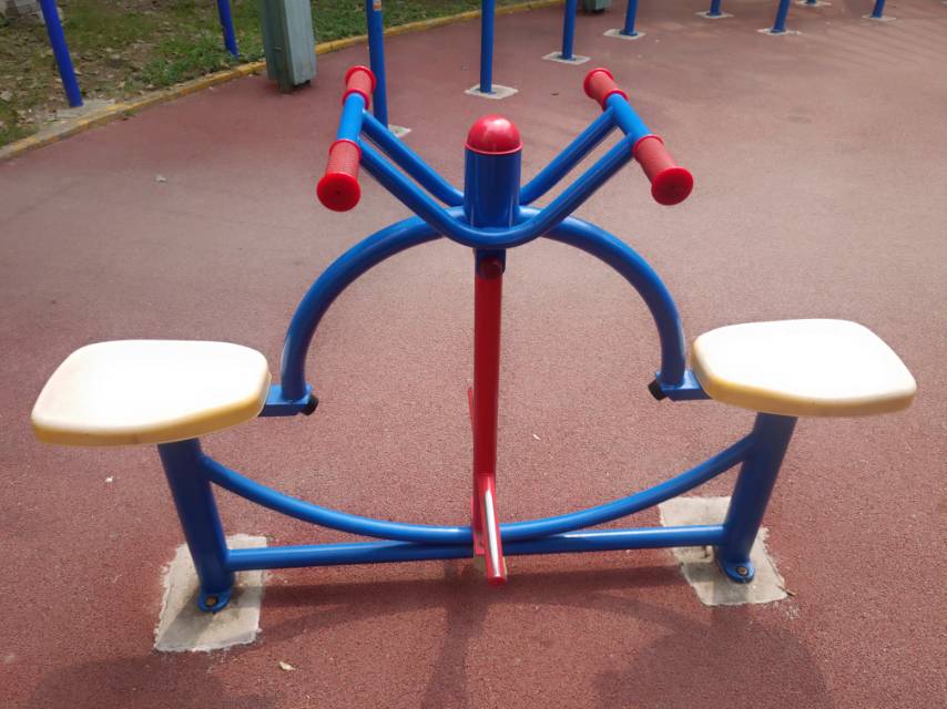 下肢康復器