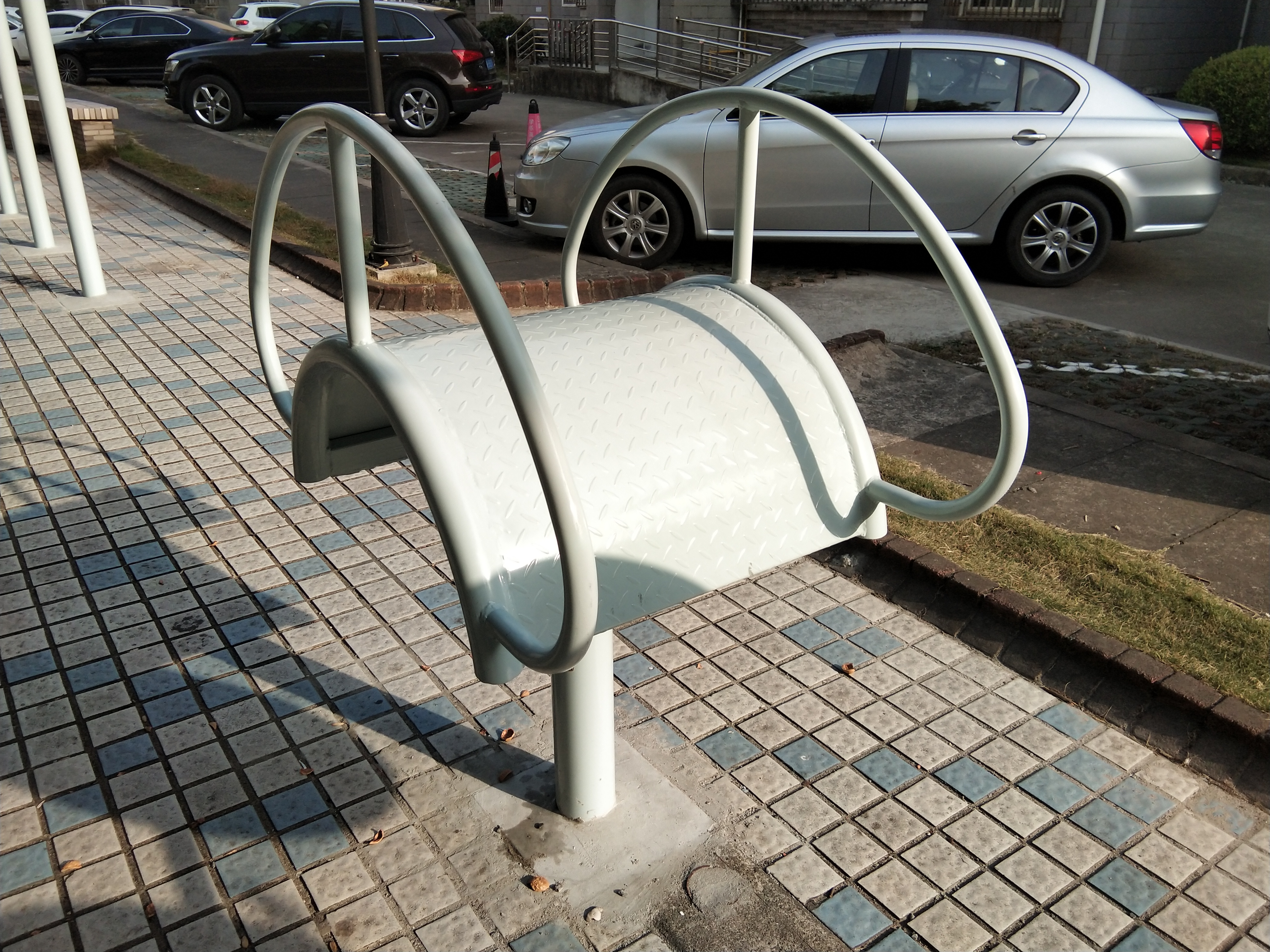 伸腰器