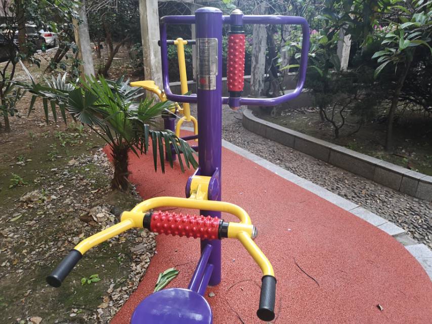 腰背按摩器