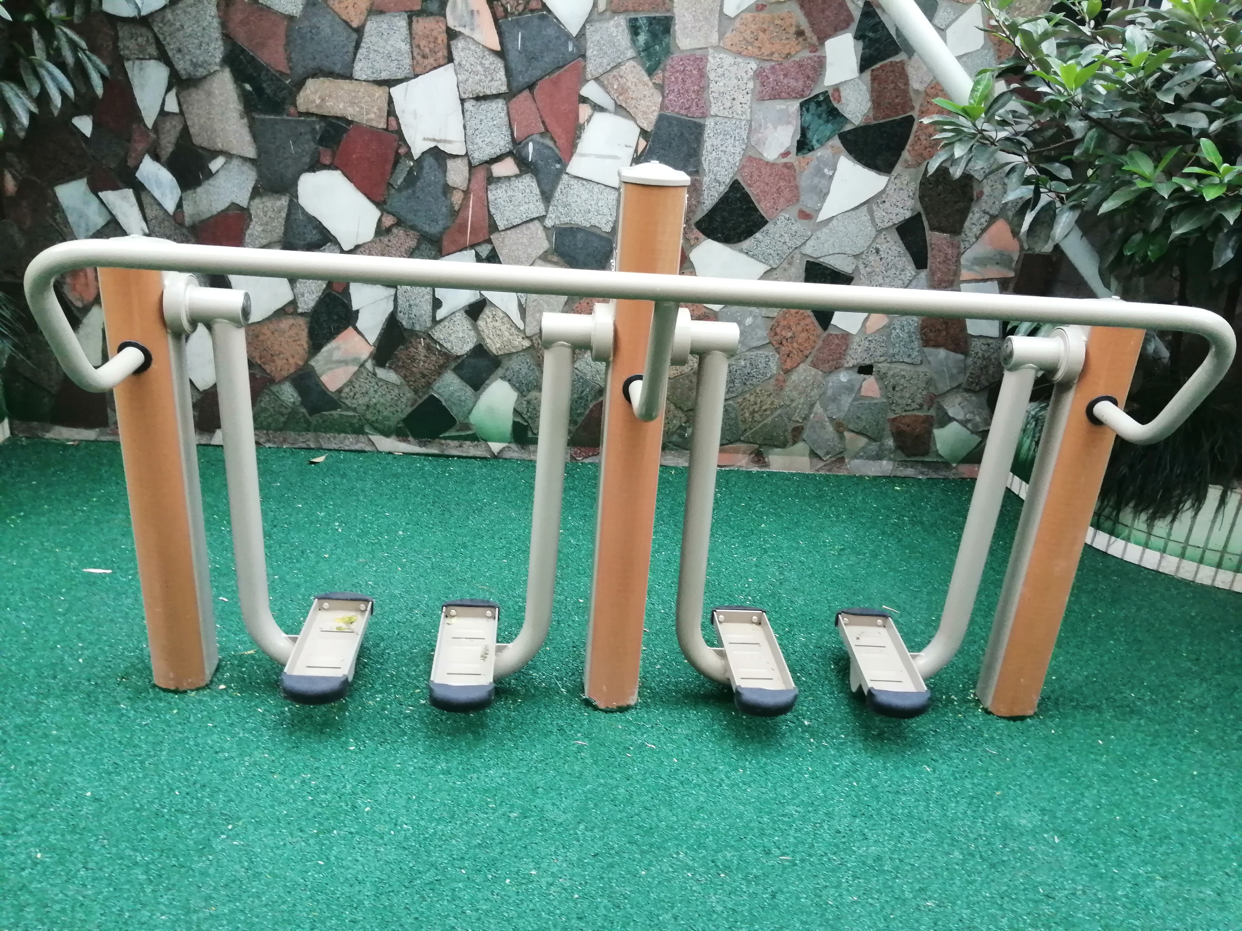 二位漫步機