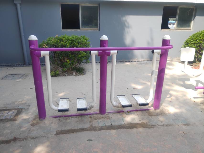 雙位漫步機