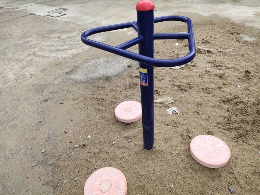 扭腰器