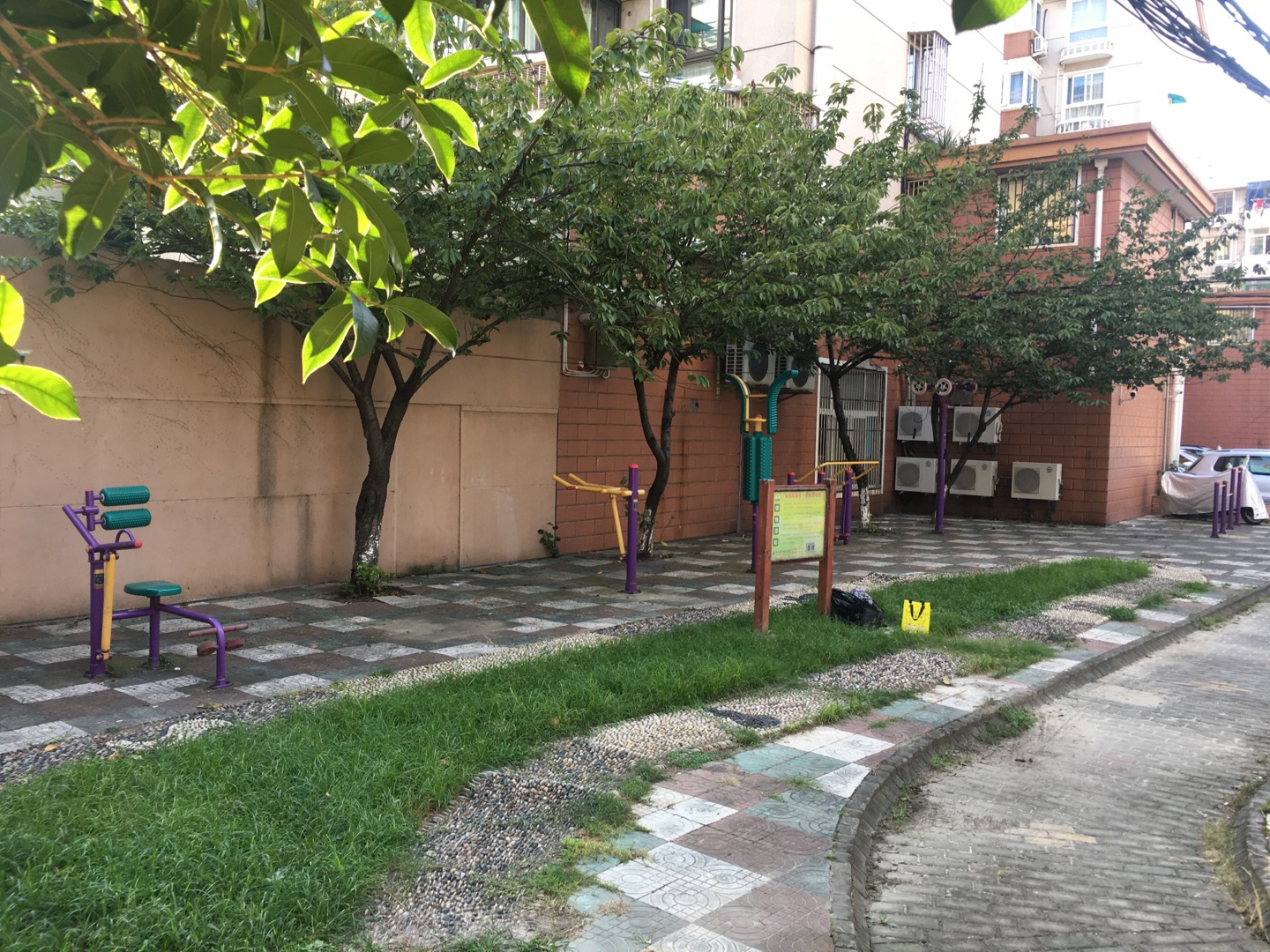 寶城新村居委健身點 3