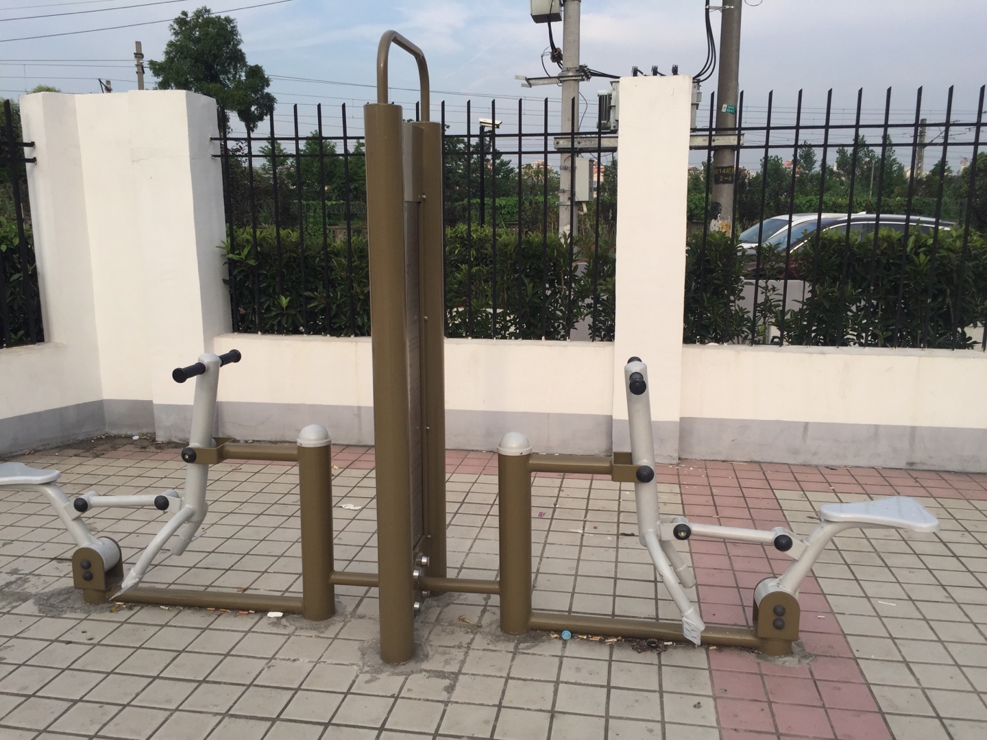 雙位健騎機