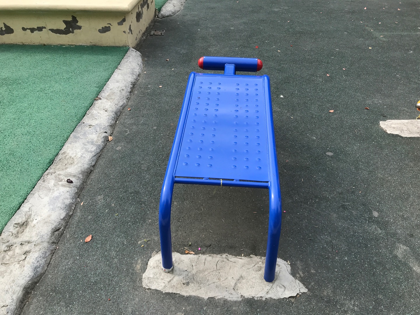 仰臥起坐板