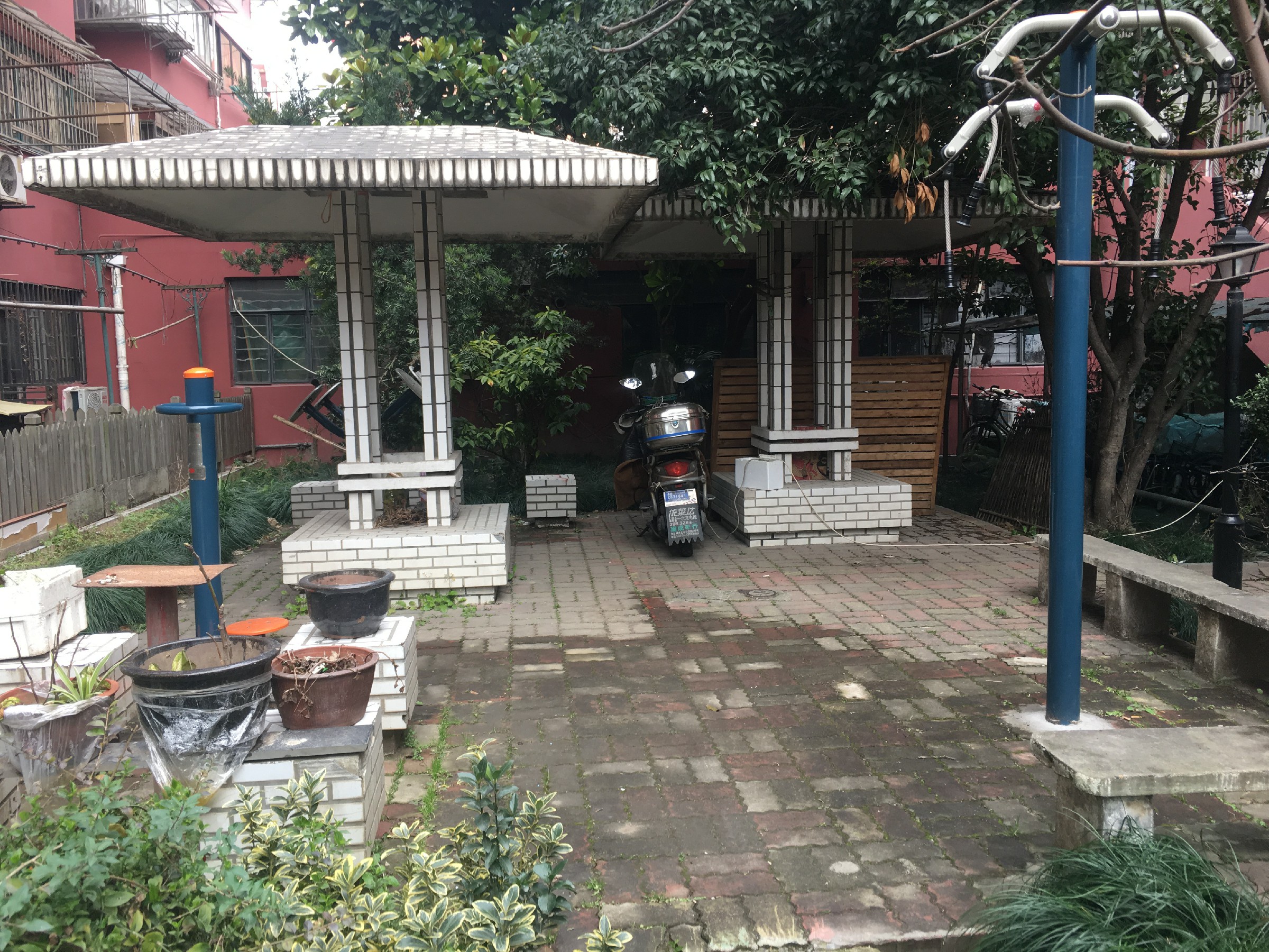 靜安區寶山路街道新漢興居委健身點（青云路315弄）