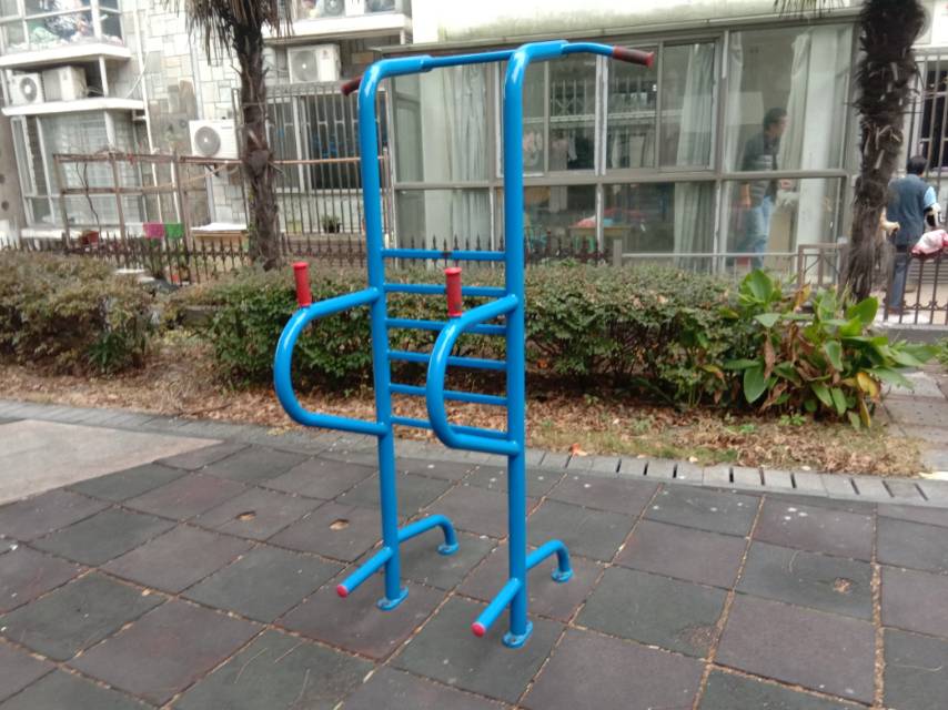 多功能鍛煉器