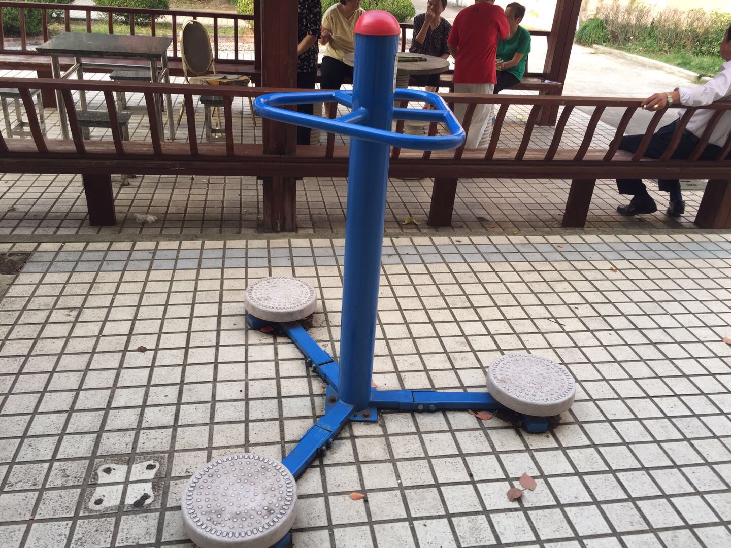 扭腰器