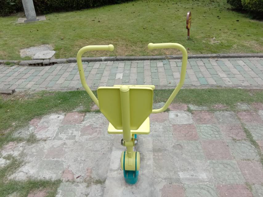 劃船器