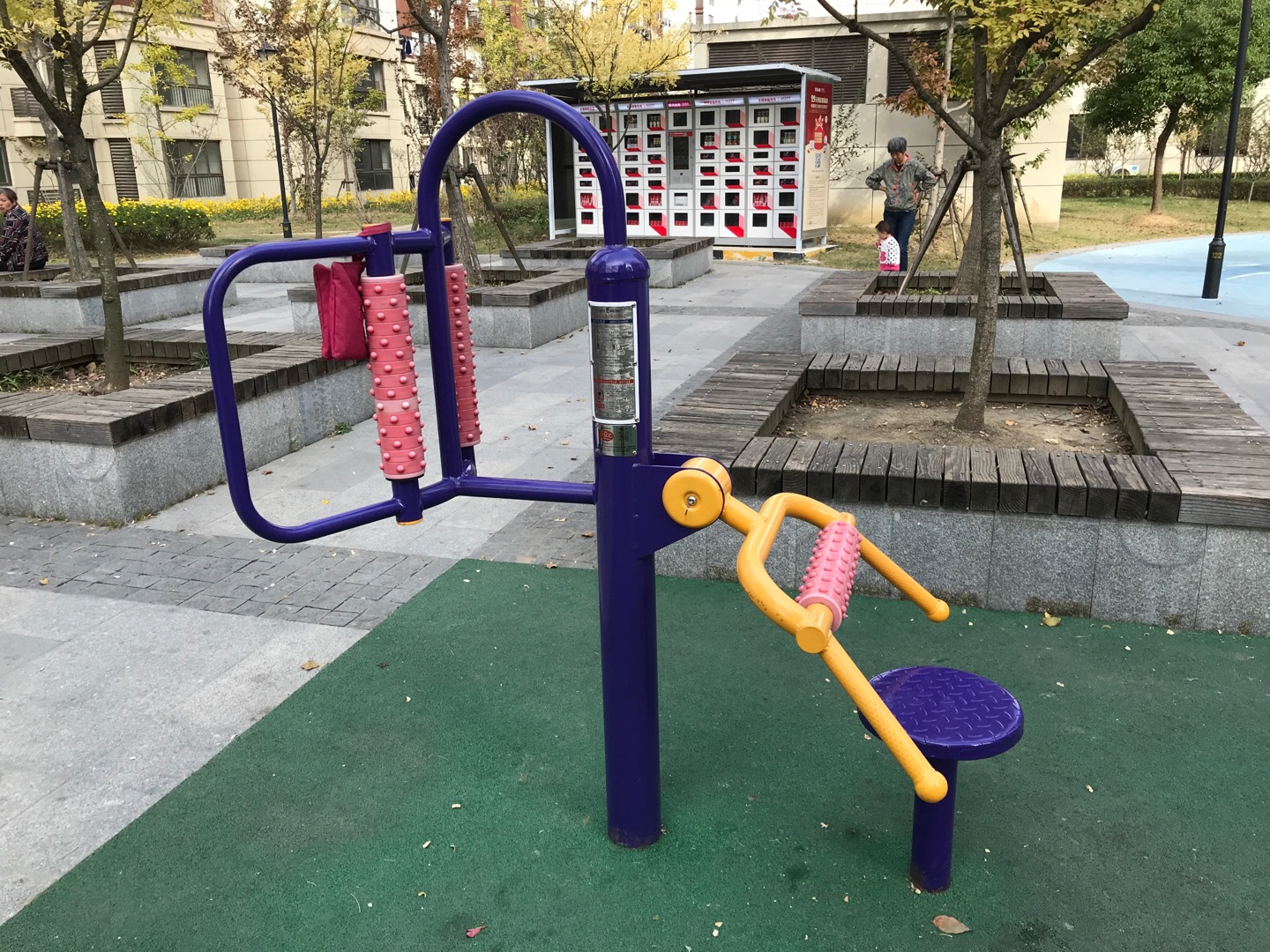 腰背按摩器