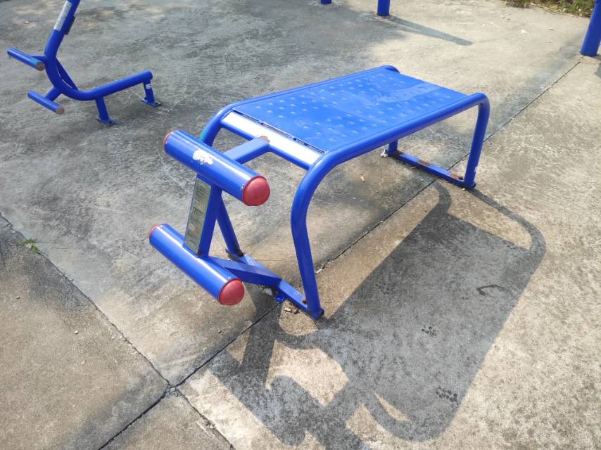 仰臥起坐板
