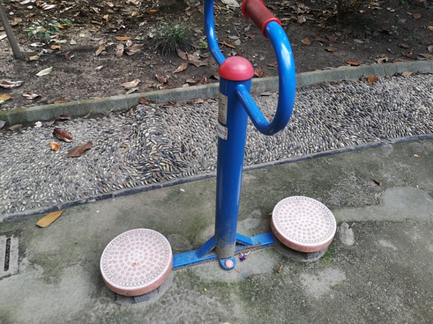 扭腰器