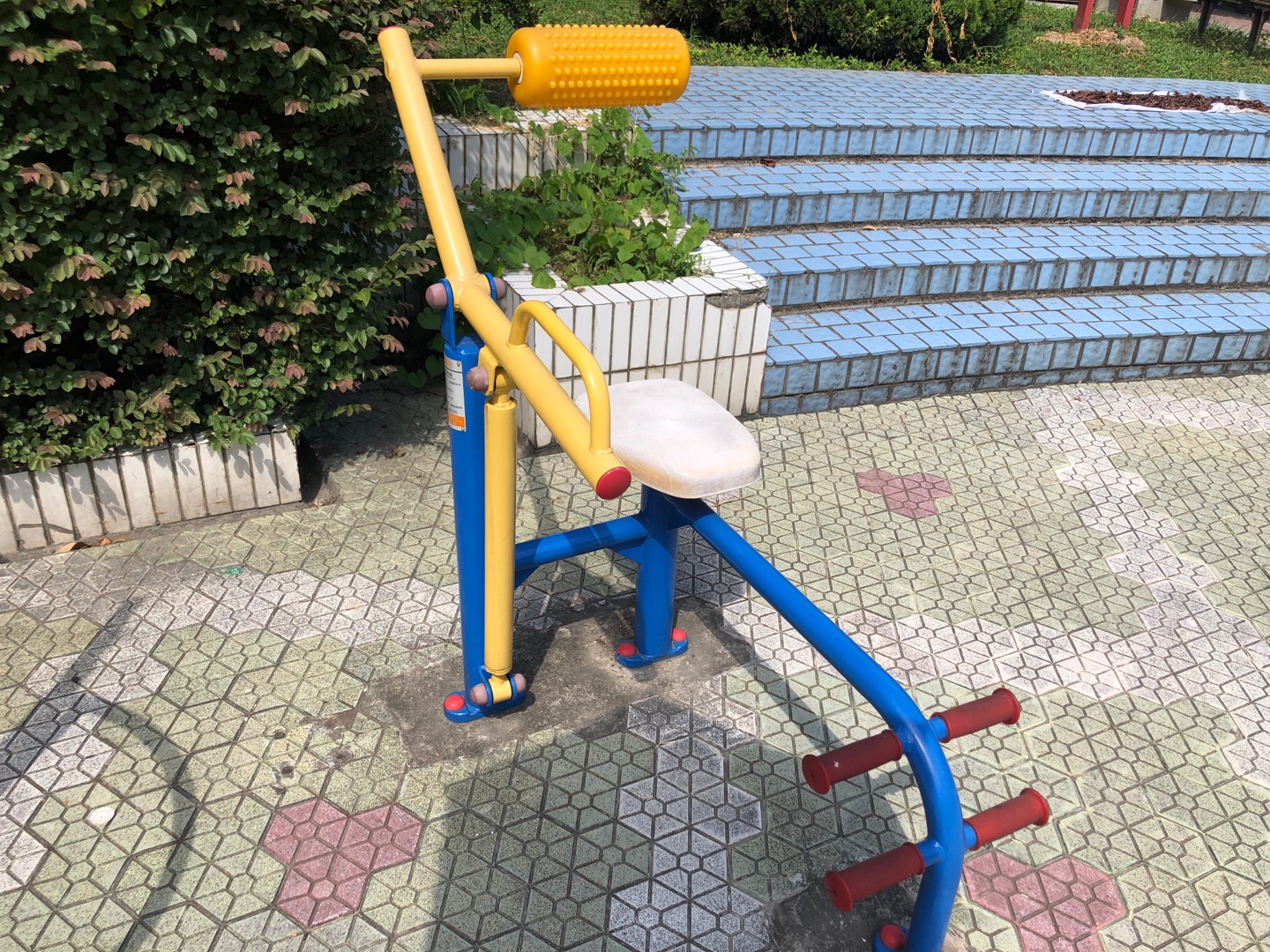 腹背鍛煉器