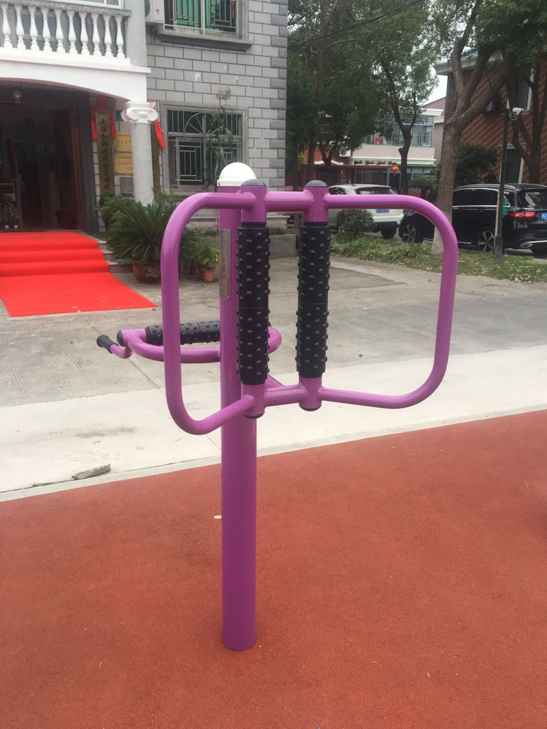 腰背按摩器
