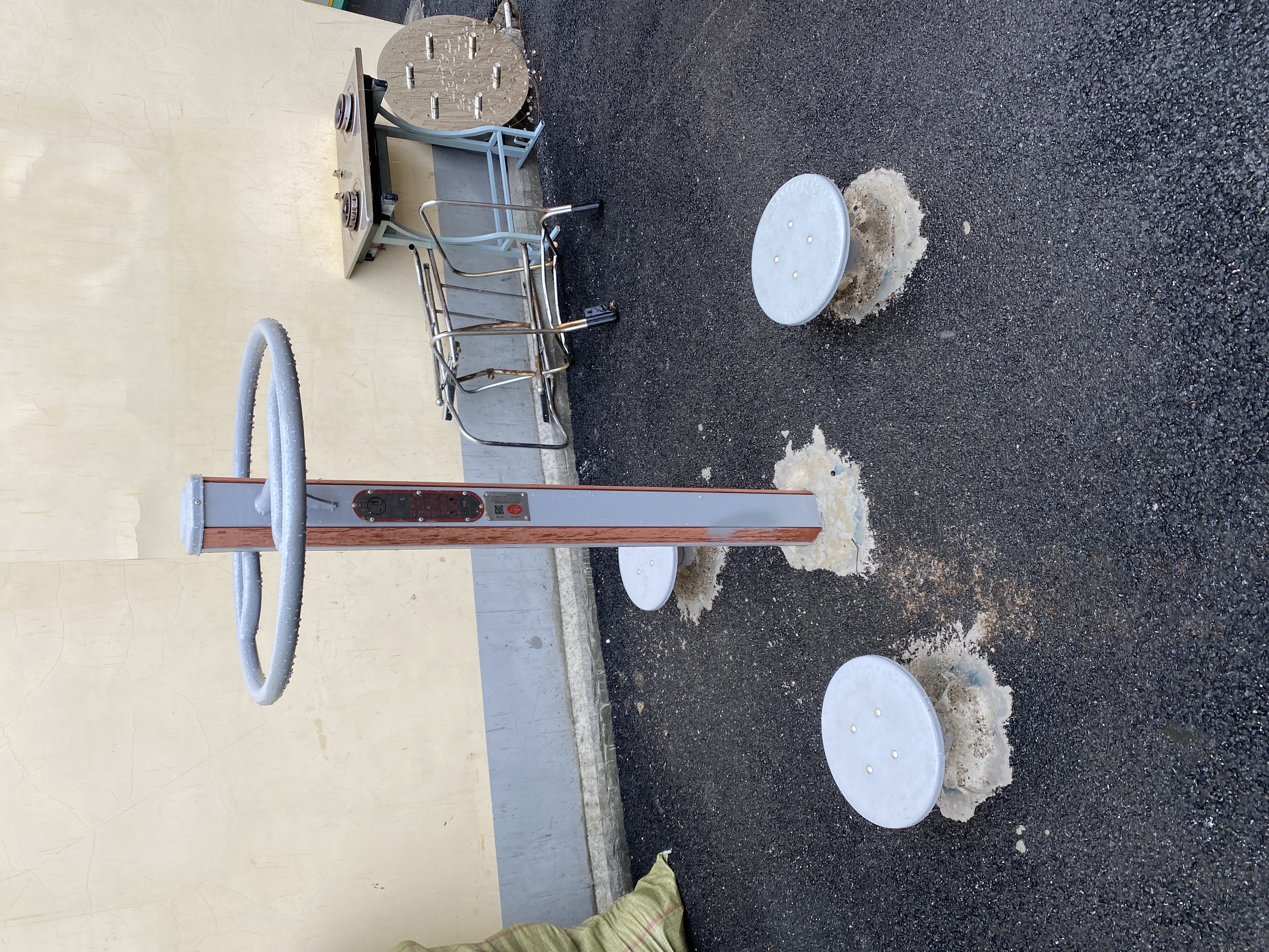 扭腰器