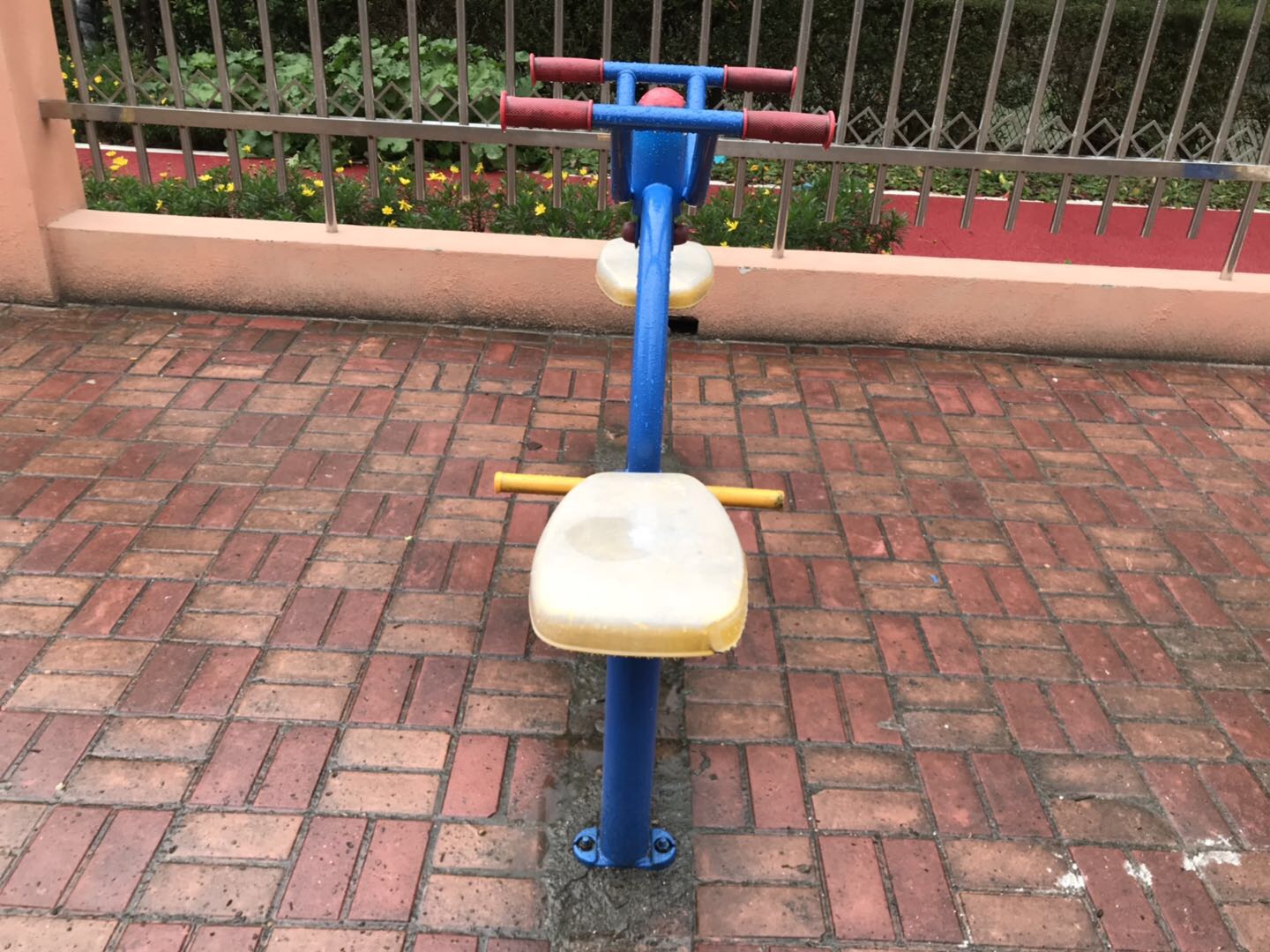 下肢鍛煉器