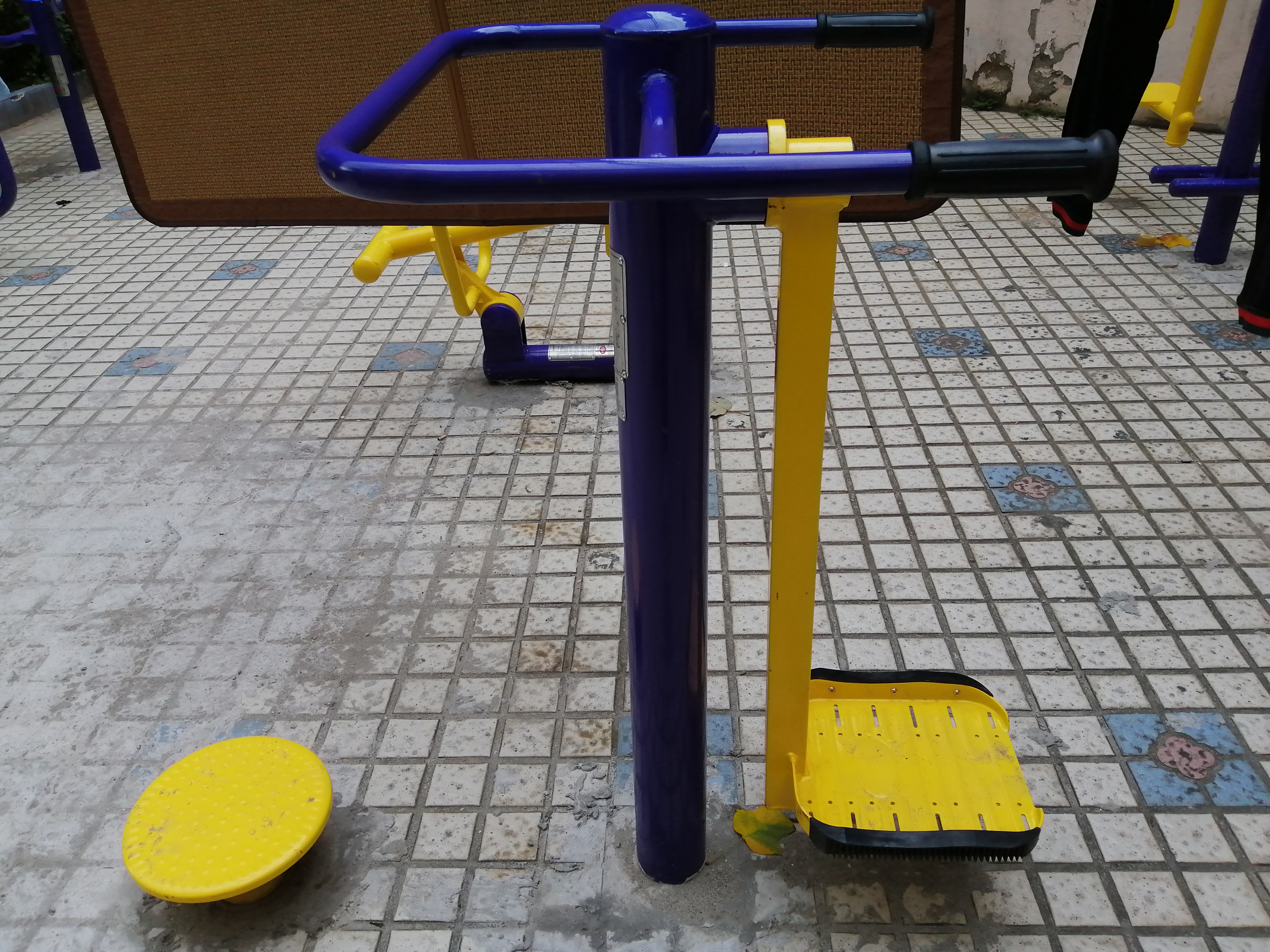漫步機晃板