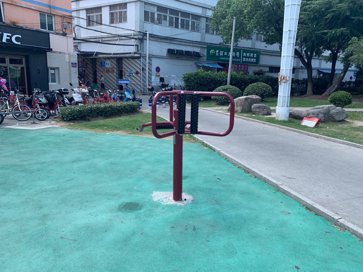 腰背按摩器