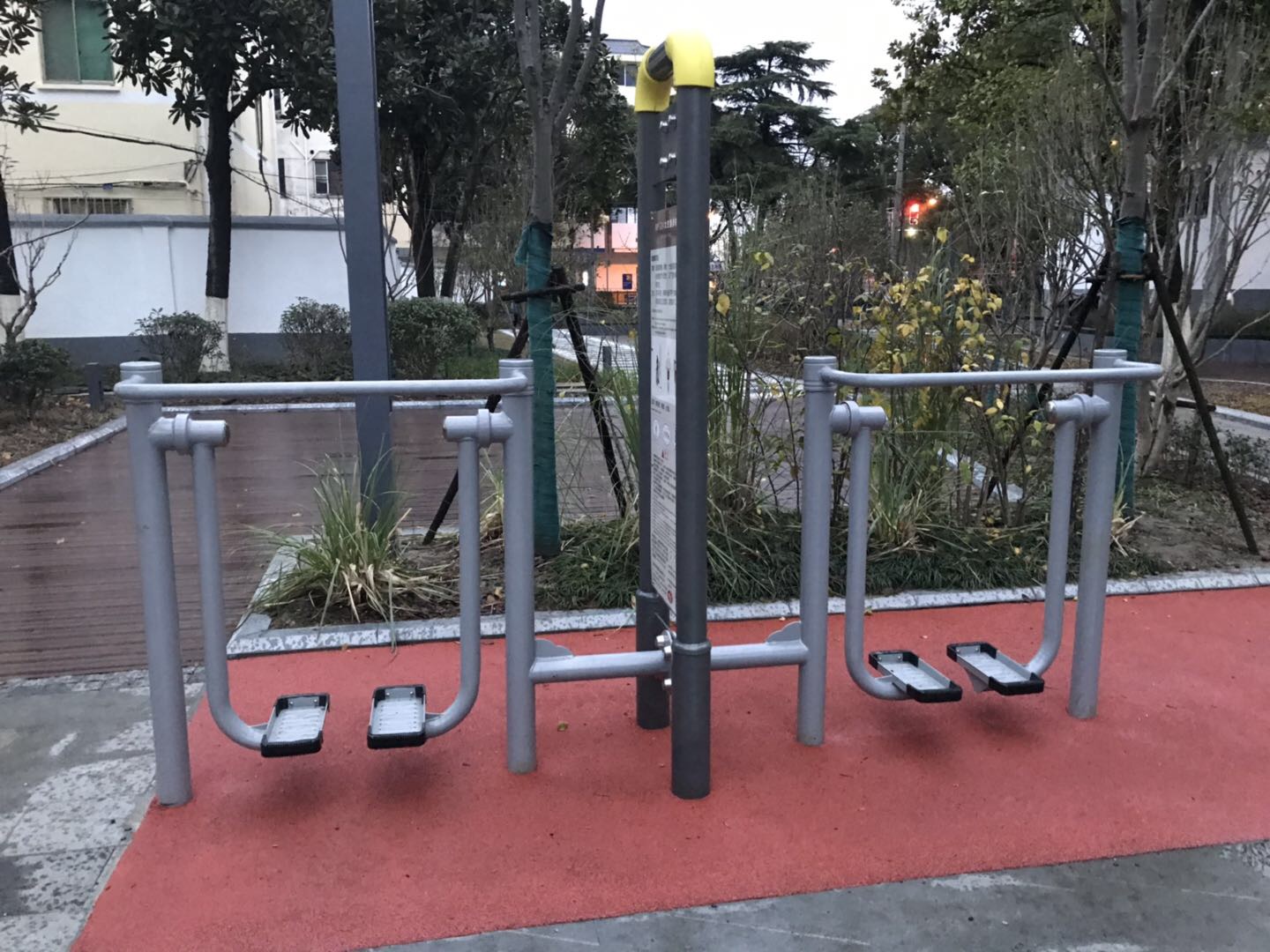 太空漫步機