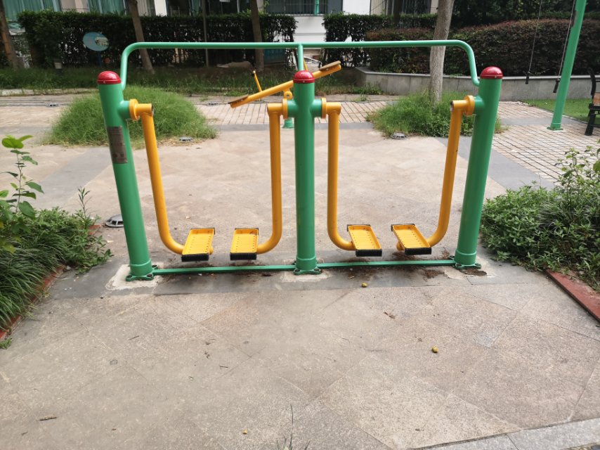 兩聯漫步機