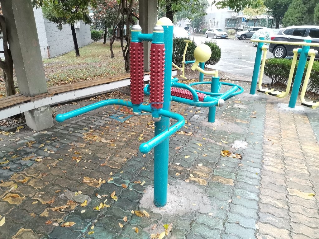 腰部按摩器