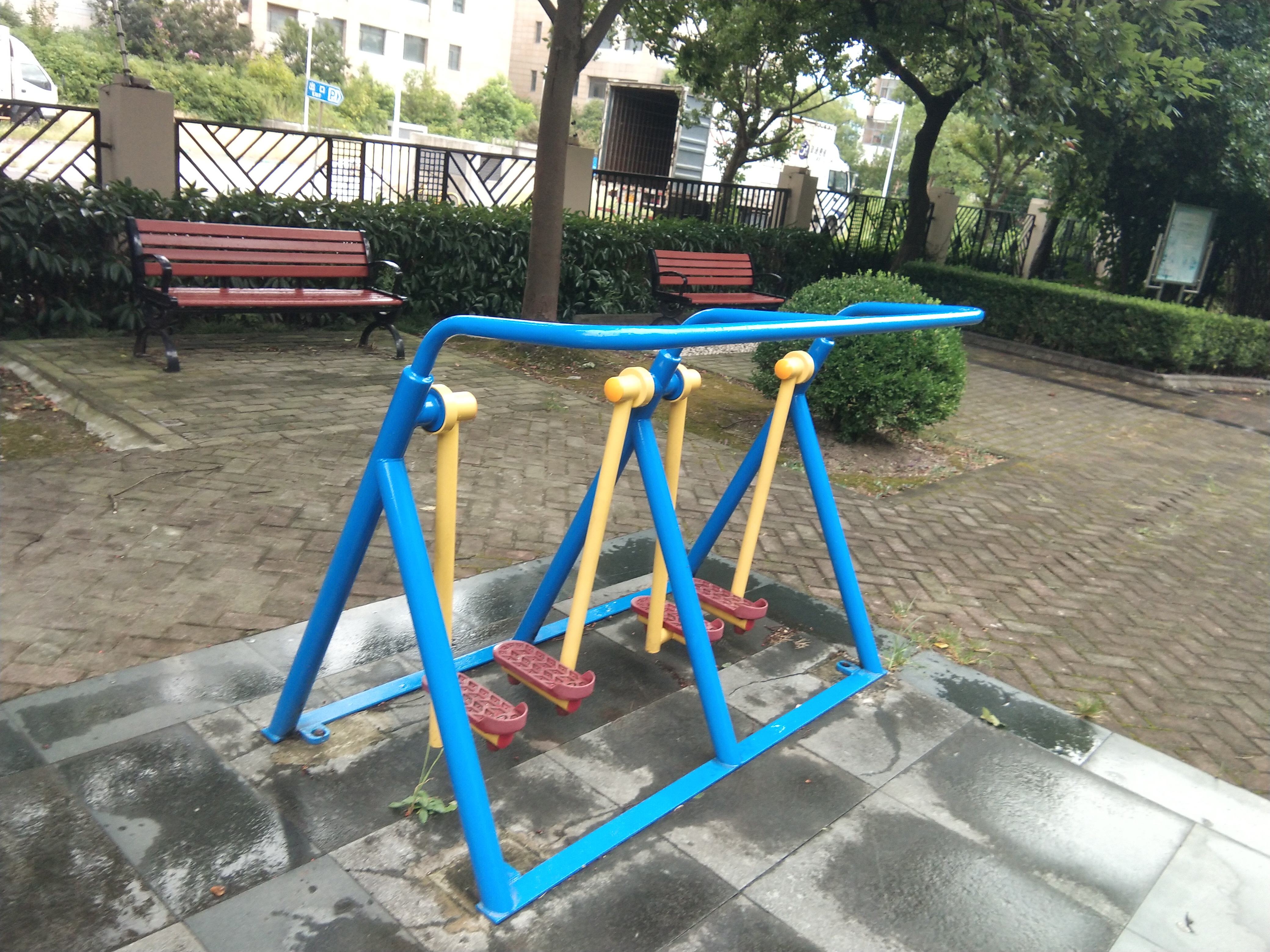 雙人漫步器