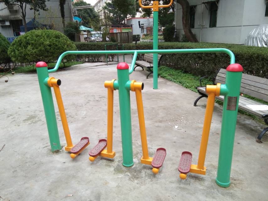 兩聯漫步機