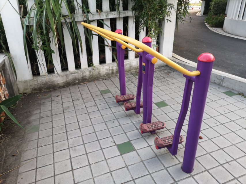 太空漫步器